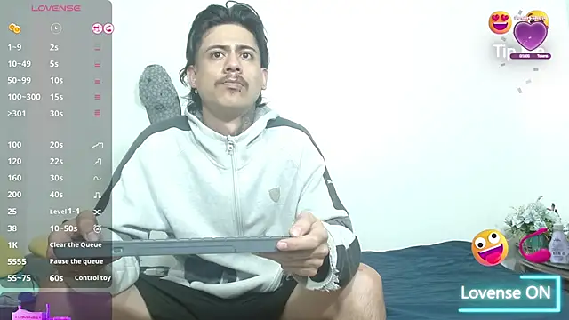 Damian-and-Camerum online show from April 2026 03:30:02 AM