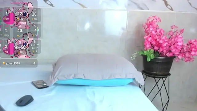 camiifox  online show from February 2026 12:18:01 PM