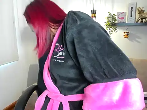 naomy stanley online show from May 2026 10:13:01 PM