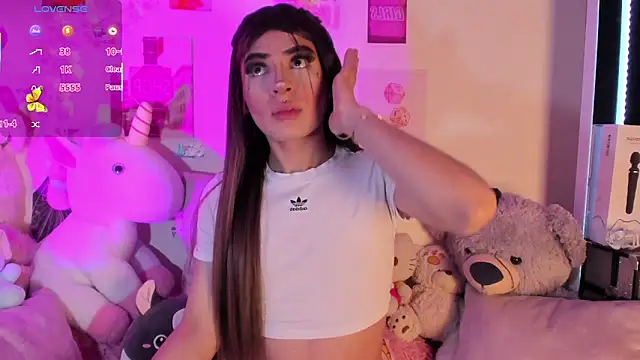 Iam Emiily  online show from March 2026 12:33:01 AM