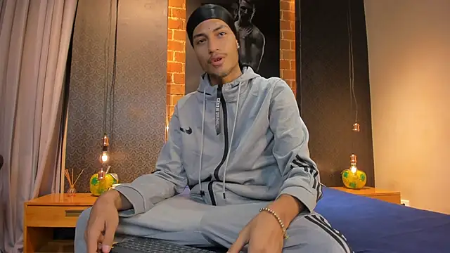 ItsZairen online show from February 2026 03:48:02 AM