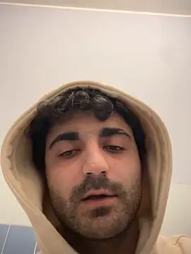 elia2711 online show from February 2026 05:46:01 PM