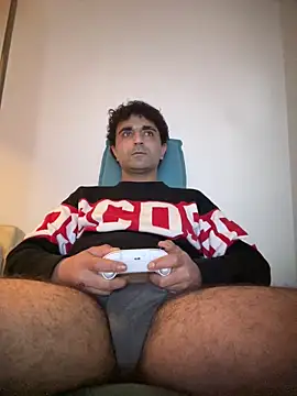 elia2711 online show from March 2026 12:15:02 AM