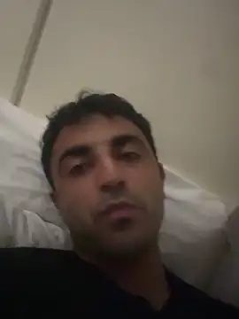 elia2711 online show from April 2026 10:40:01 AM