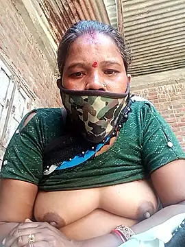 Snapshot of Kirti_sacsena chatting on March 2026 08:30:02 AM Kirti sacsena online show from March 2026 08:30:02 AM