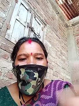 Snapshot of Kirti_sacsena chatting on April 2026 08:54:01 AM Kirti sacsena online show from April 2026 08:54:01 AM