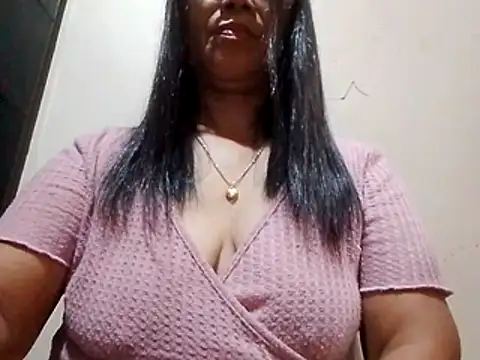 suzzie hot online show from February 2026 11:41:01 AM