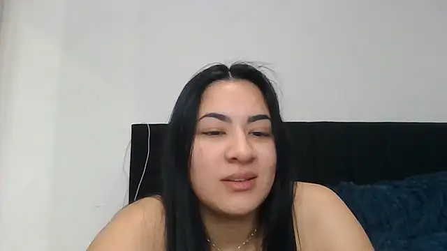 Agusgold22 online show from June 2026 03:00:01 PM