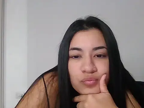 Agusgold22 online show from February 2026 12:39:01 PM