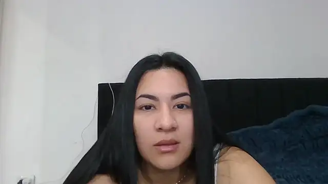 Agusgold22 online show from June 2026 01:34:01 PM