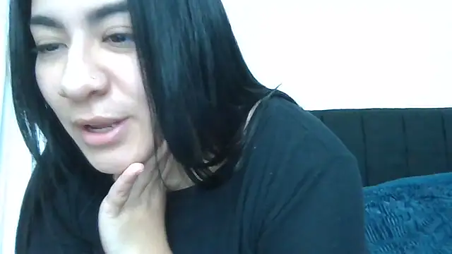 Agusgold22 online show from June 2026 03:17:01 PM