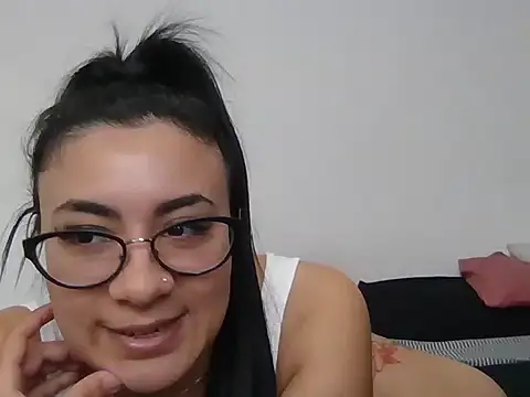 Agusgold22 online show from May 2026 02:54:02 PM