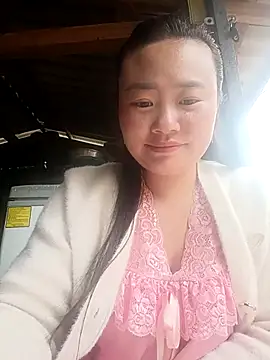lisn-cute online show from April 2026 05:03:01 AM