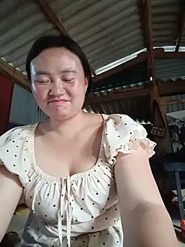 lisn-cute online show from May 2026 10:57:01 AM