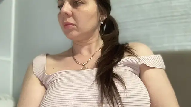 Darsy Rox online show from May 2026 05:44:02 PM
