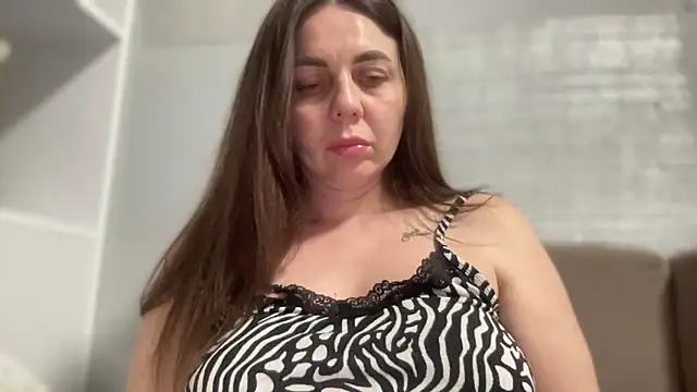 Darsy Rox online show from June 2026 09:24:01 PM