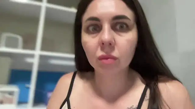 Darsy Rox online show from July 2026 09:37:01 PM