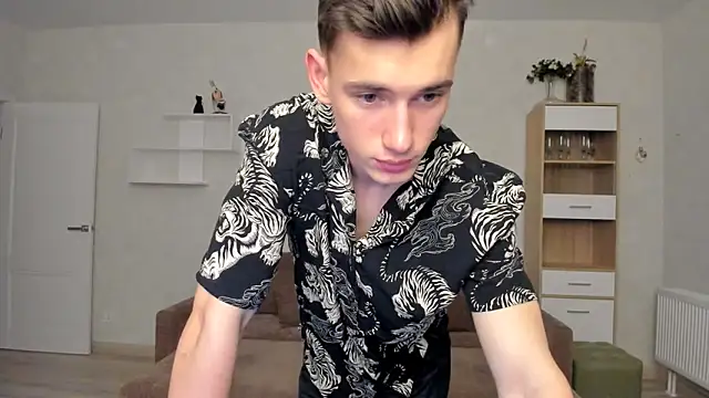 Snapshot of Max_foks_ chatting on February 2026 05:01:02 PM Max foks online show from February 2026 05:01:02 PM