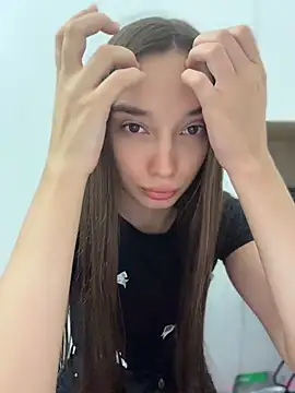 Snapshot of AnnyShore chatting on May 2026 03:03:02 AM AnnyShore online show from May 2026 03:03:02 AM