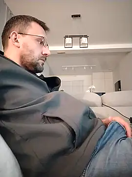 defaktor online show from April 2026 08:55:02 PM