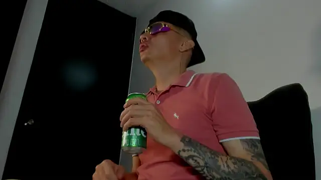 Thommas8a online show from February 2026 11:16:02 PM