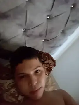 maykyboyx online show from May 2026 07:58:01 PM