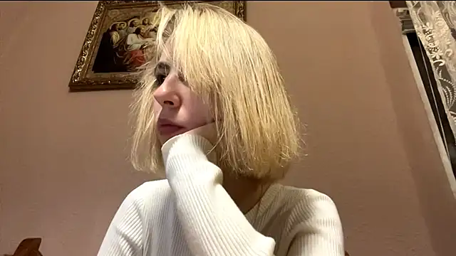 CharmingBlonde online show from February 2026 05:54:02 PM