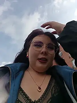 Yulska online show from February 2026 08:33:02 PM