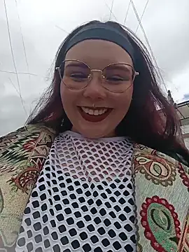 Yulska online show from March 2026 05:17:02 PM