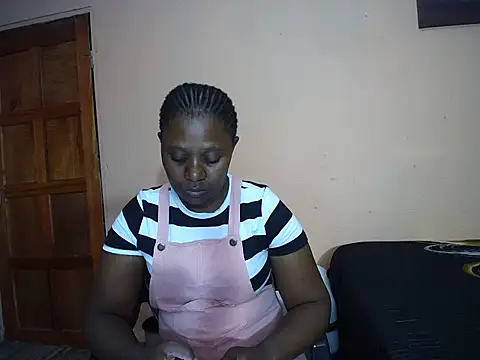 Snapshot of Lilly2590 chatting on February 2026 08:55:01 AM Lilly2590 online show from February 2026 08:55:01 AM