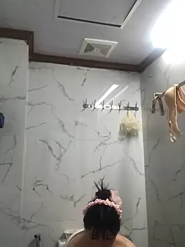 cuty lusy online show from March 2026 11:20:01 AM