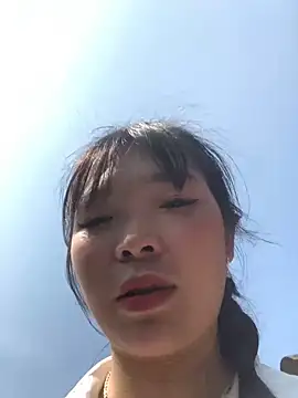 cuty lusy online show from March 2026 02:24:01 AM