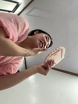 Snapshot of cuty_lusy chatting on February 2026 03:40:02 AM cuty lusy online show from February 2026 03:40:02 AM