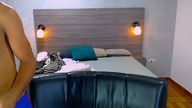 Snapshot of WilThePasive chatting on February 2026 12:48:02 PM WilThePasive online show from February 2026 12:48:02 PM