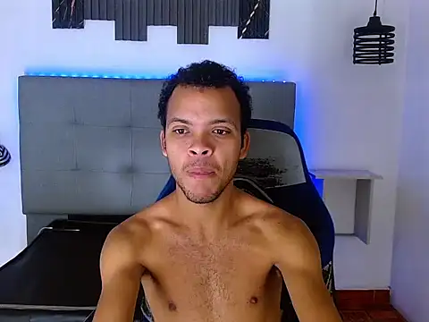 Snapshot of WilThePasive chatting on February 2026 01:00:01 PM WilThePasive online show from February 2026 01:00:01 PM