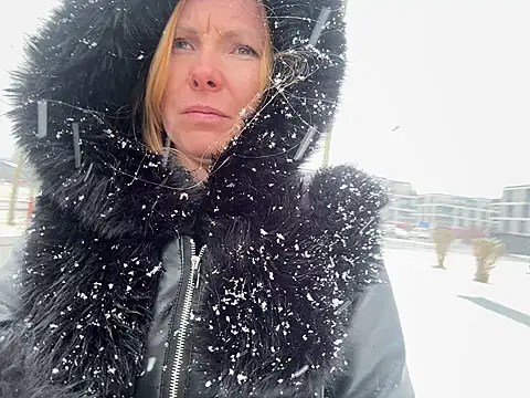 JenyJanys online show from February 2026 12:01:02 PM