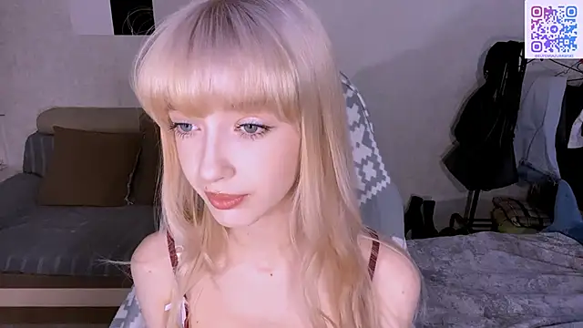 TaliCaan online show from April 2026 11:06:01 AM