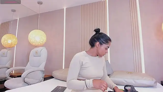 eva lain online show from March 2026 12:20:02 PM