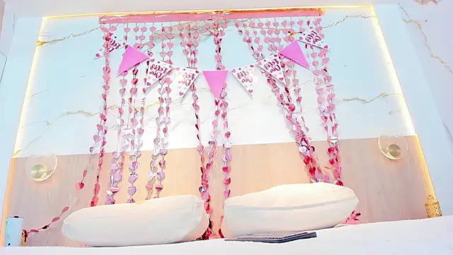 eva lain online show from February 2026 11:31:02 AM