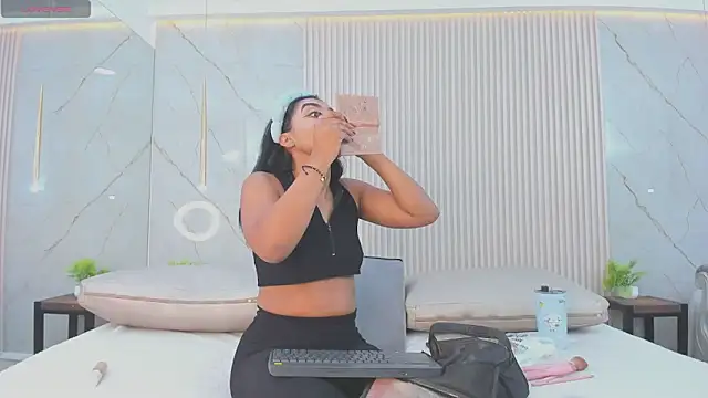 eva lain online show from April 2026 11:39:01 AM