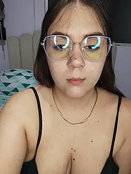 its lauu  online show from February 2026 03:42:02 AM