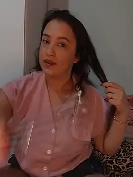 Snapshot of lolo9955 chatting on February 2026 03:33:02 PM lolo9955 online show from February 2026 03:33:02 PM