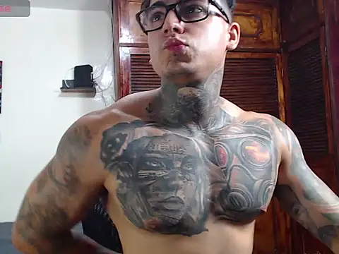 maxstrom111 online show from March 2026 02:09:01 PM