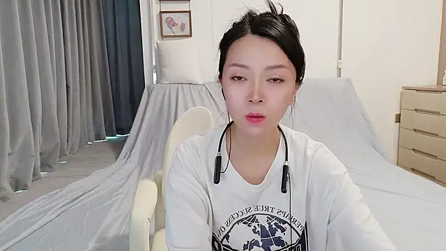 xiaojie jie online show from July 2026 06:03:02 AM