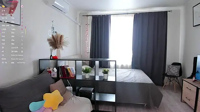 AmyLouWood online show from March 2026 08:48:02 AM