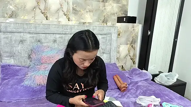 Kimmy london19 online show from April 2026 01:53:02 AM