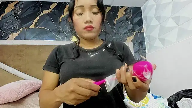 Kimmy london19 online show from March 2026 08:16:01 PM