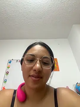 Victoria Lusty online show from April 2026 09:38:02 PM