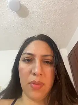 Victoria Lusty online show from February 2026 11:02:01 PM