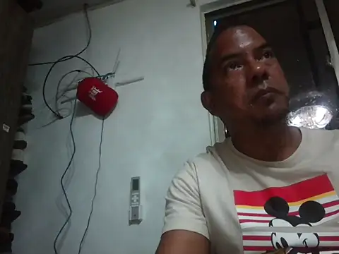 Quillero18 online show from February 2026 04:51:02 PM